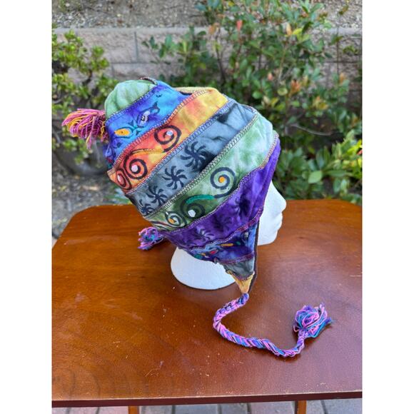Handmade in Nepal Patchwork Beanie with Earflaps and Pom Poms Multicolor Hippie - Picture 4 of 7